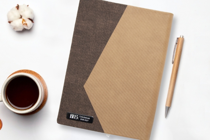 تصویر سررسید 1405- سررسید1405- سررسید اختصاصی- سالنامه1405- تقویم رومیزی، سررسید ارزان، سررسید وزیری 1405، سررسید ارگانایزر، سررسید اروپایی، سررسید رقعی، فروش سررسید 1405