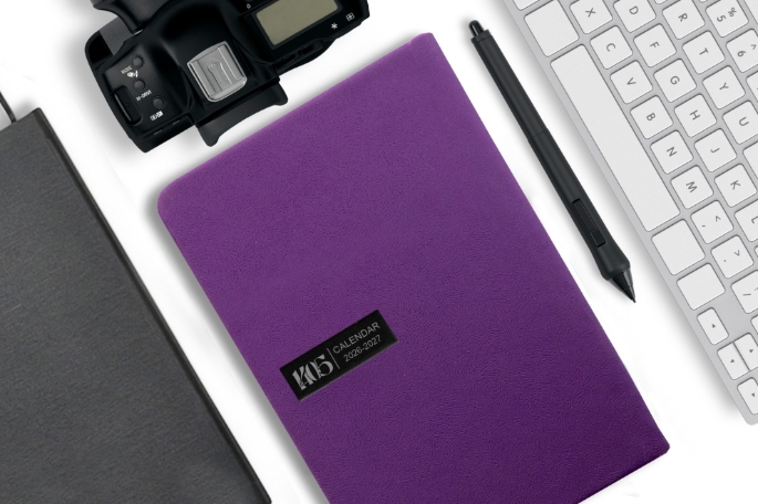 تصویر سررسید 1405- سررسید1405- سررسید اختصاصی- سالنامه1405- تقویم رومیزی، سررسید ارزان، سررسید وزیری 1405، سررسید ارگانایزر، سررسید اروپایی، سررسید رقعی، فروش سررسید 1405