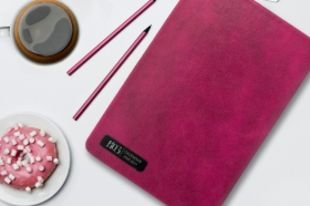 تصویر سررسید 1405- سررسید1405- سررسید اختصاصی- سالنامه1405- تقویم رومیزی، سررسید ارزان، سررسید وزیری 1405، سررسید ارگانایزر، سررسید اروپایی، سررسید رقعی، فروش سررسید 1405