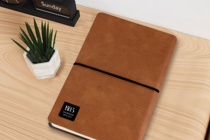 تصویر سررسید 1405- سررسید1405- سررسید اختصاصی- سالنامه1405- تقویم رومیزی، سررسید ارزان، سررسید وزیری 1405، سررسید ارگانایزر، سررسید اروپایی، سررسید رقعی، فروش سررسید 1405