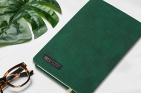 تصویر سررسید 1405- سررسید1405- سررسید اختصاصی- سالنامه1405- تقویم رومیزی، سررسید ارزان، سررسید وزیری 1405، سررسید ارگانایزر، سررسید اروپایی، سررسید رقعی، فروش سررسید 1405